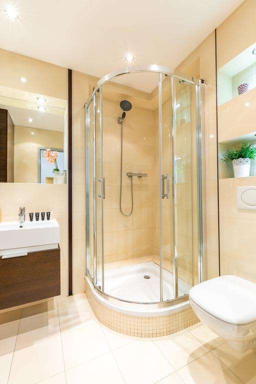 Friendhouse Apartments Angel City Krakow Dış mekan fotoğraf