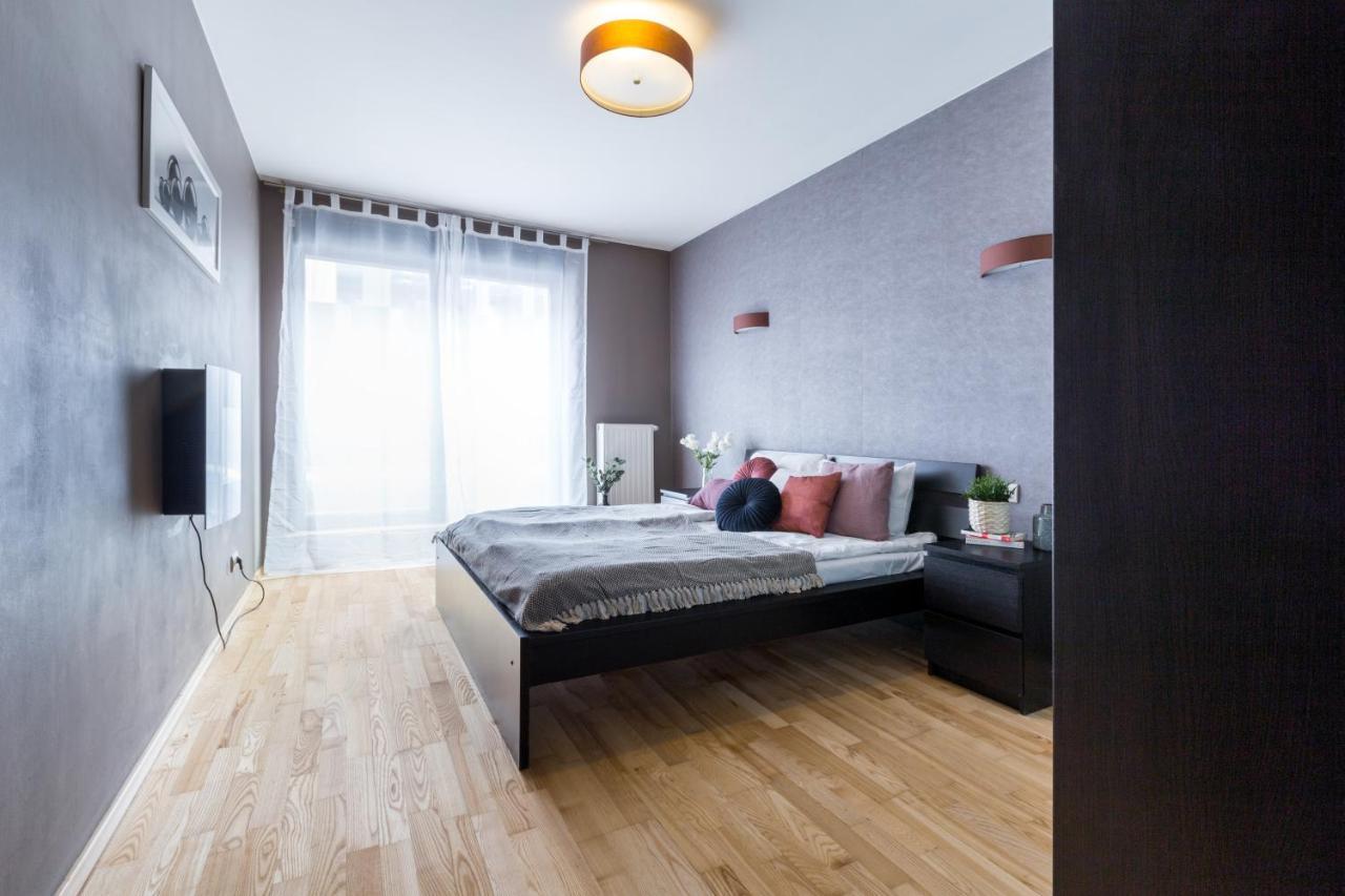 Friendhouse Apartments Angel City Krakow Dış mekan fotoğraf